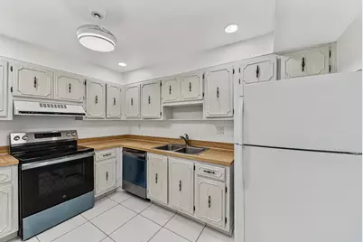 531 N Ocean Boulevard #805, Pompano Beach, FL 33062 - Photo 11