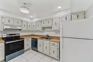 531 N Ocean Blvd, Pompano Beach, FL 33062 - Photo 11