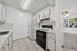 101 SW 132nd Way, Pembroke Pines, FL 33027 - Photo 23