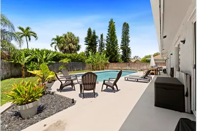 4114 Bay Laurel Way, Boca Raton, FL 33487 - Photo 17