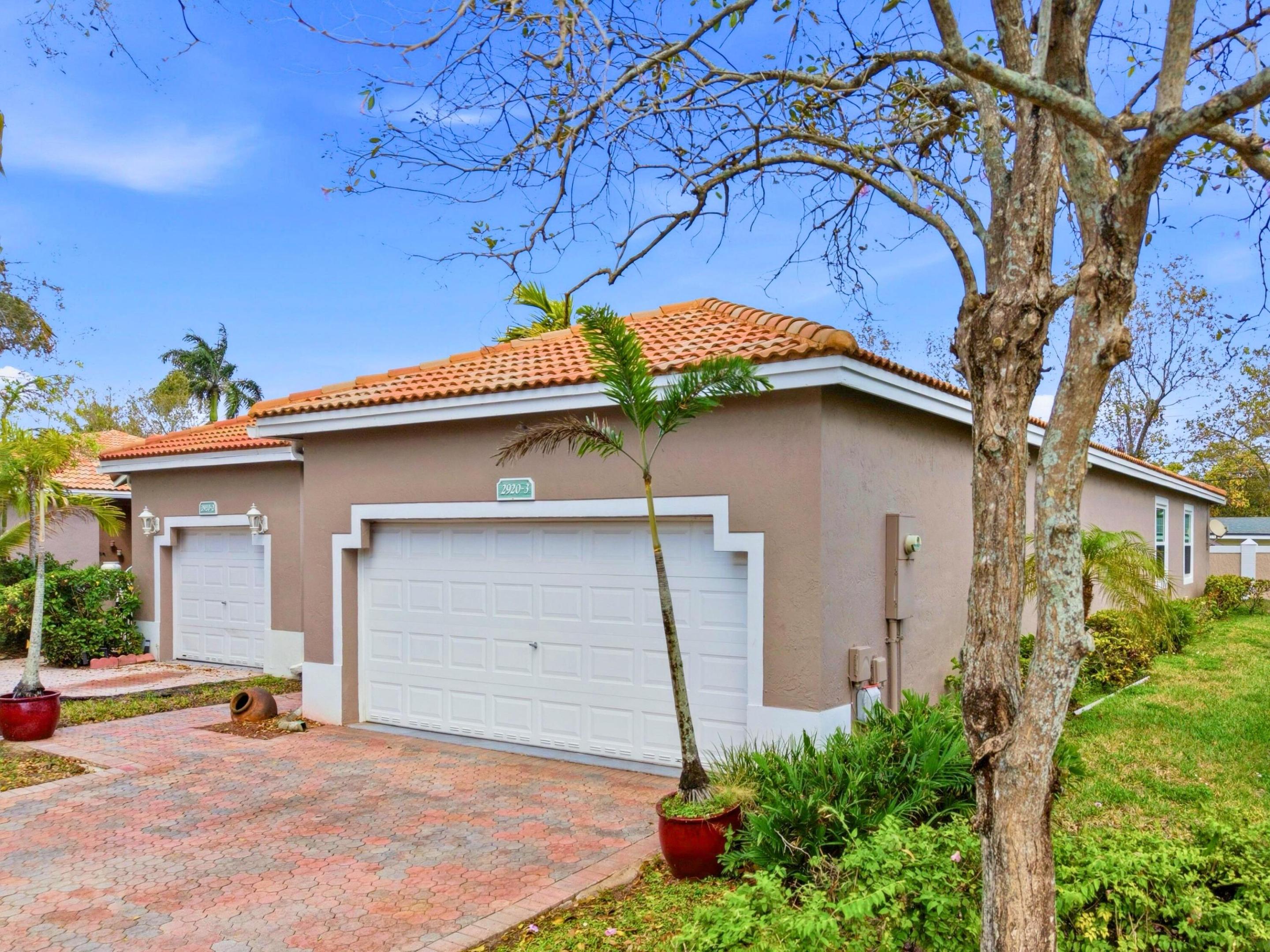 2920 E Aragon Blvd #3 - 2920 E Aragon Blvd #3, Sunrise, FL 33313 Luxury Property | Jose Angel Pina