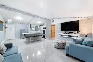 735 Hibiscus Dr, Royal Palm Beach, FL 33411 - Photo 9