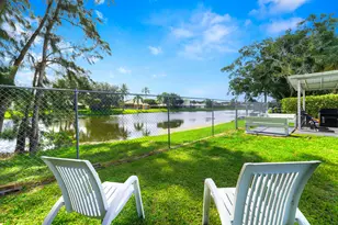 735 Hibiscus Dr, Royal Palm Beach, FL 33411 - Photo 23