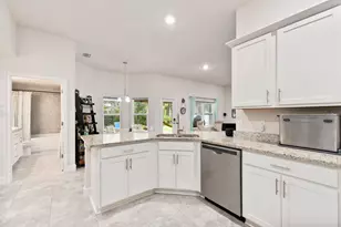 8324 Amalfi Cir, Fort Pierce, FL 34951 - Photo 23