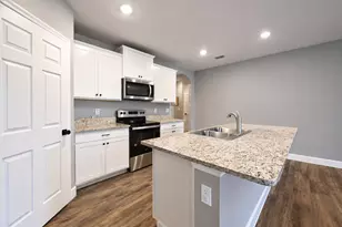 927 Remington Green Dr SE, Palm Bay, FL 32909 - Photo 13