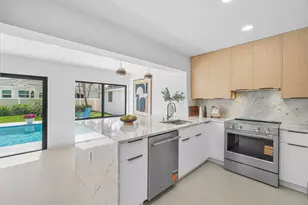 2708 NE 1st Ave., Wilton Manors, FL 33334 - Photo 11