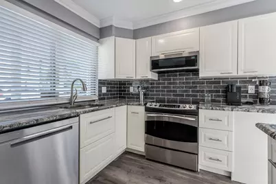 324 W Pine Street #11, Lantana, FL 33462 - Photo 5