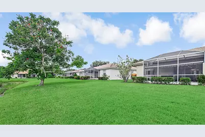 9636 Crescent View Drive N, Boynton Beach, FL 33437 - Photo 37