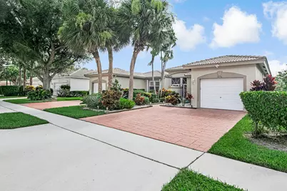 9636 Crescent View Drive N, Boynton Beach, FL 33437 - Photo 1