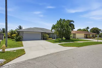 1081 Palama Way, Lantana, FL 33462 - Photo 37