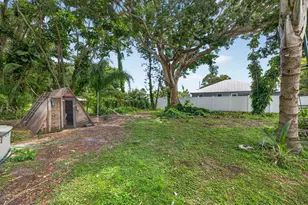 5707 Spruce Dr, Fort Pierce, FL 34982 - Photo 37
