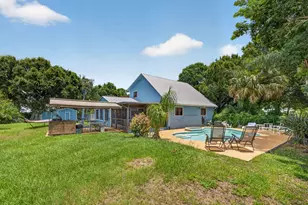 5707 Spruce Dr, Fort Pierce, FL 34982 - Photo 5