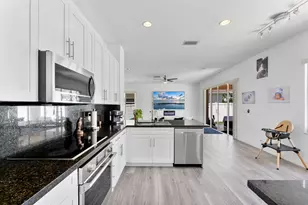 16223 SW 15th St, Pembroke Pines, FL 33027 - Photo 17