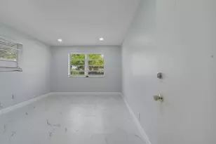 1114 Johnson St, Hollywood, FL 33019 - Photo 9