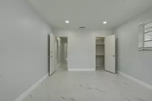 1114 Johnson St, Hollywood, FL 33019 - Photo 11
