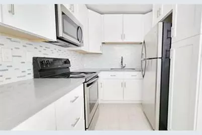 930 N 14th Court #9, Hollywood, FL 33020 - Photo 1
