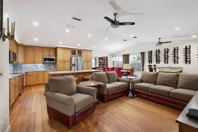 5673 SE Inez Avenue, Stuart, FL 34997 - Photo 9