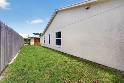 5673 SE Inez Avenue, Stuart, FL 34997 - Photo 43