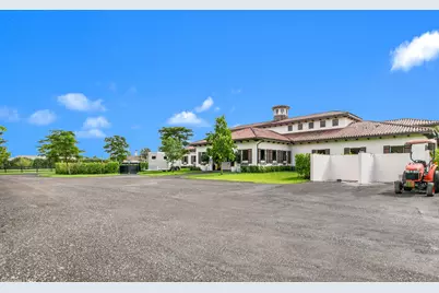 15726 Estancia Lane, Wellington, FL 33414 - Photo 23