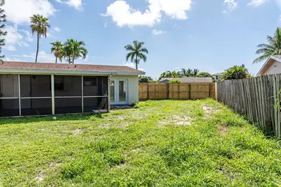 314 E Gateway Boulevard, Boynton Beach, FL 33435 - Photo 7