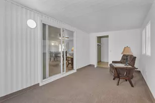 140 NE Pinelake Village Blvd, Jensen Beach, FL 34957 - Photo 19