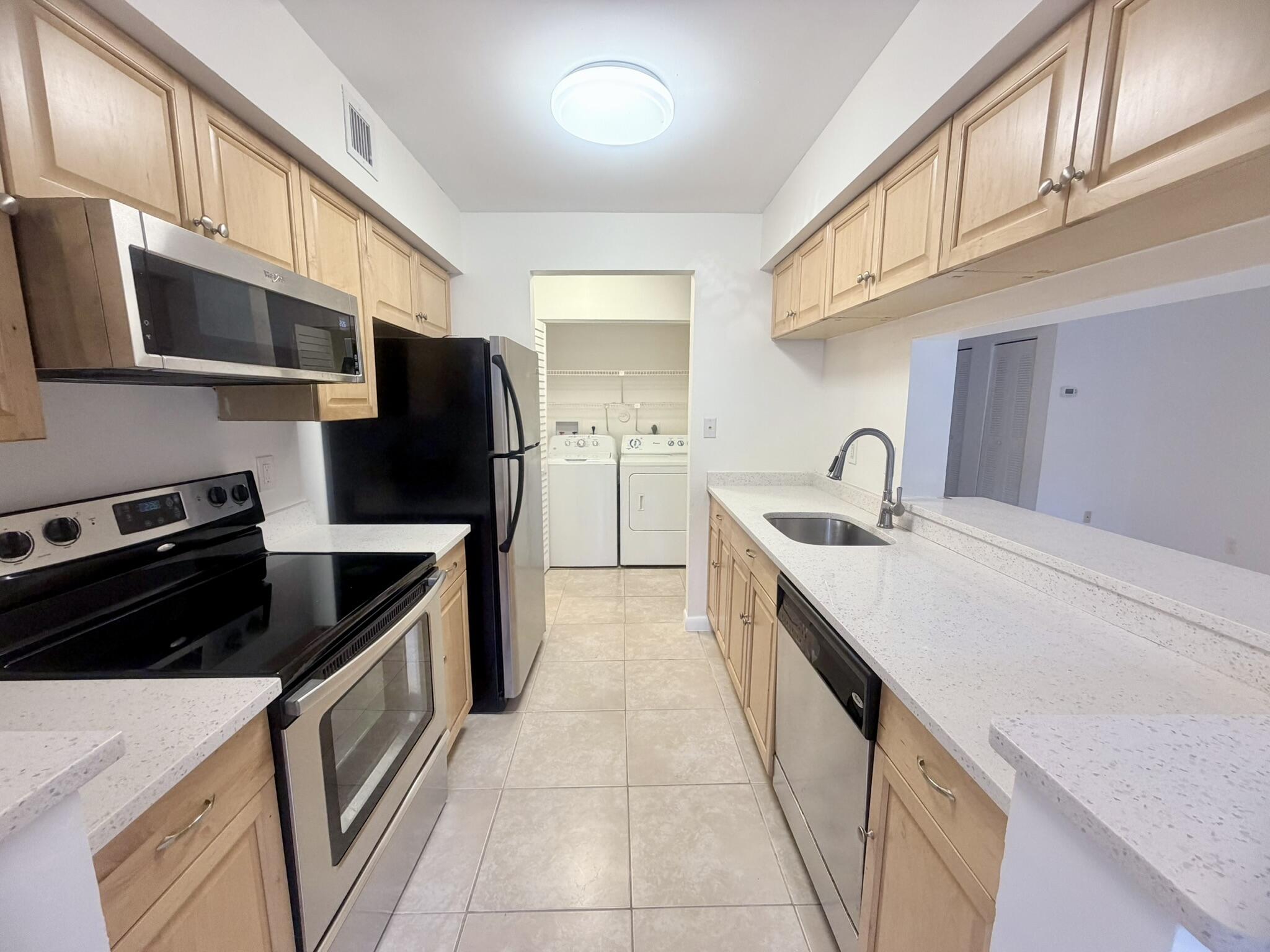 9955 Westview Dr #218 - 9955 Westview Dr #218, Coral Springs, FL 33076 Luxury Property | Jose Angel Pina