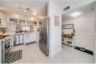 2560 NW 103rd Avenue #406, Sunrise, FL 33322 - Photo 3