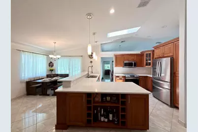 501 SW 168th Way, Weston, FL 33326 - Photo 9
