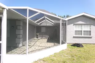 1380 SE Buckingham Terrace, Port Saint Lucie, FL 34952 - Photo 17