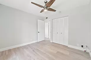 15492 Lakes of Delray Blvd, Delray Beach, FL 33484 - Photo 9