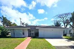 2648 NE 9th St, Pompano Beach, FL 33062 - Photo 1