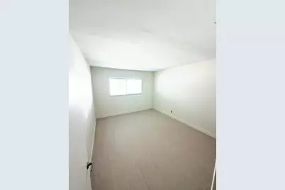 2648 NE 9th Street, Pompano Beach, FL 33062 - Photo 13