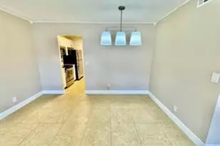 10008 Twin Lakes Dr, Coral Springs, FL 33071 - Photo 3