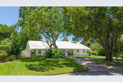 15 W High Point Road, Sewalls Point, FL 34996 - Photo 1