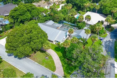 15 W High Point Road, Sewalls Point, FL 34996 - Photo 11
