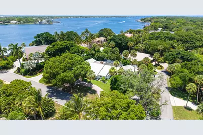 15 W High Point Road, Sewalls Point, FL 34996 - Photo 9