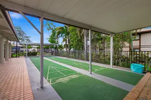 9412 S Belfort Cir, Tamarac, FL 33321 - Photo 23