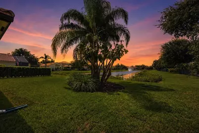 8895 Chestnut Ridge Way, Boynton Beach, FL 33473 - Photo 37
