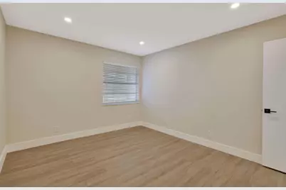 802 Burgundy Q, Delray Beach, FL 33484 - Photo 15