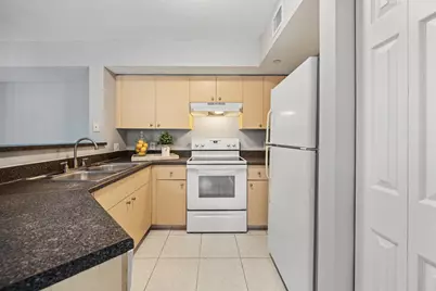 4151 San Marino Boulevard #203, West Palm Beach, FL 33409 - Photo 9