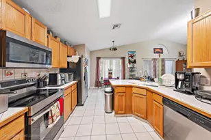 119 Hammocks Dr, Greenacres, FL 33413 - Photo 3