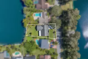 8411 SW 57th St, Davie, FL 33328 - Photo 43
