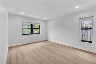8411 SW 57th St, Davie, FL 33328 - Photo 27