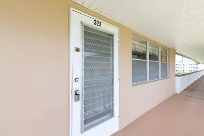 322 Windsor N, West Palm Beach, FL 33417 - Photo 3