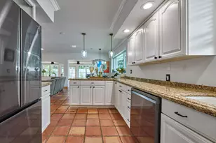 683 SW 2nd St, Boca Raton, FL 33486 - Photo 29