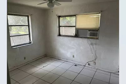 773 W Dayton Circle, Fort Lauderdale, FL 33312 - Photo 3