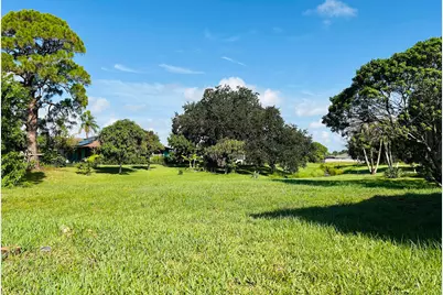 2486 SE Wishbone Road, Port Saint Lucie, FL 34952 - Photo 3