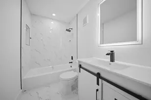1391 E Golfview Dr, Pembroke Pines, FL 33026 - Photo 13