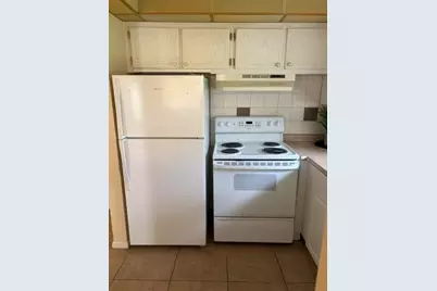 145 Dorchester G, West Palm Beach, FL 33417 - Photo 5