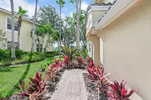 9778 Bowline Dr, West Palm Beach, FL 33411 - Photo 7